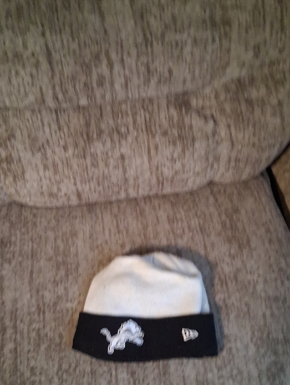 New Era White and Black Detroit Lions Beanie
